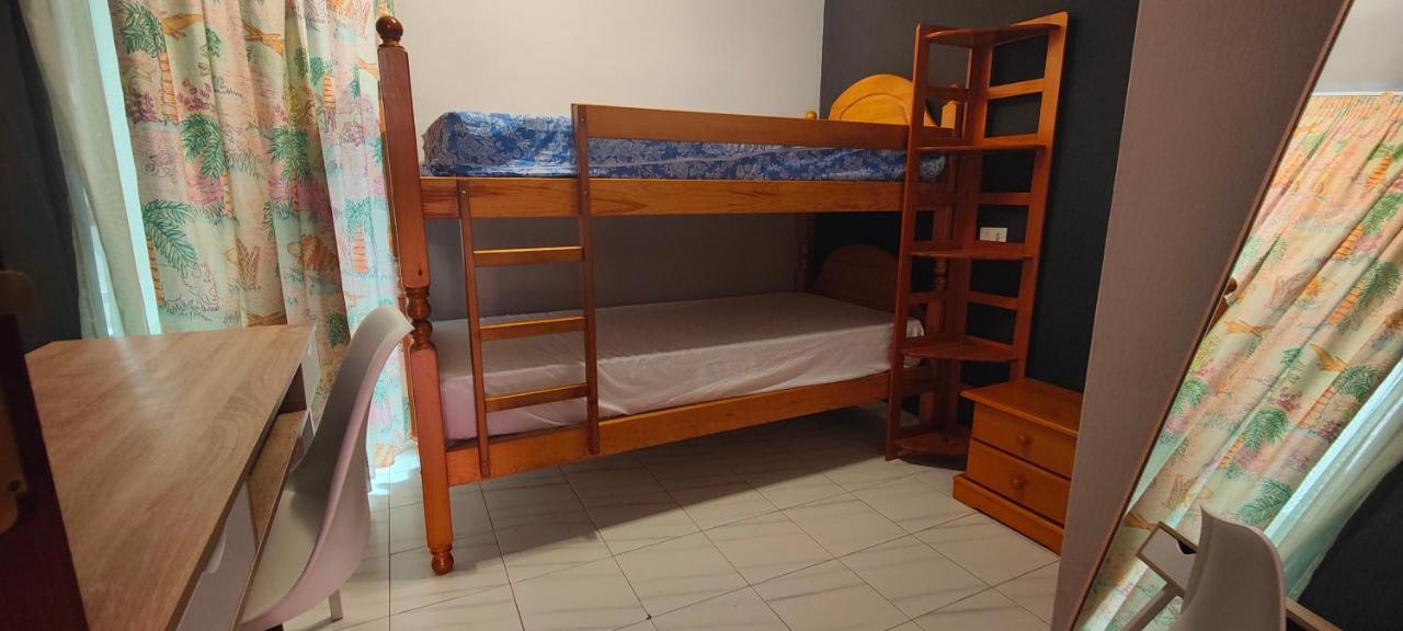 Apartamento Brisas Del Medano Apartment Bagian luar foto