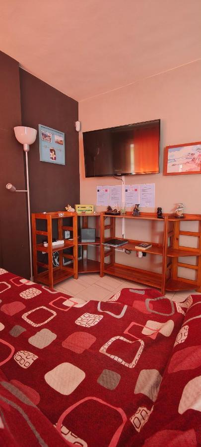 Apartamento Brisas Del Medano Apartment Bagian luar foto